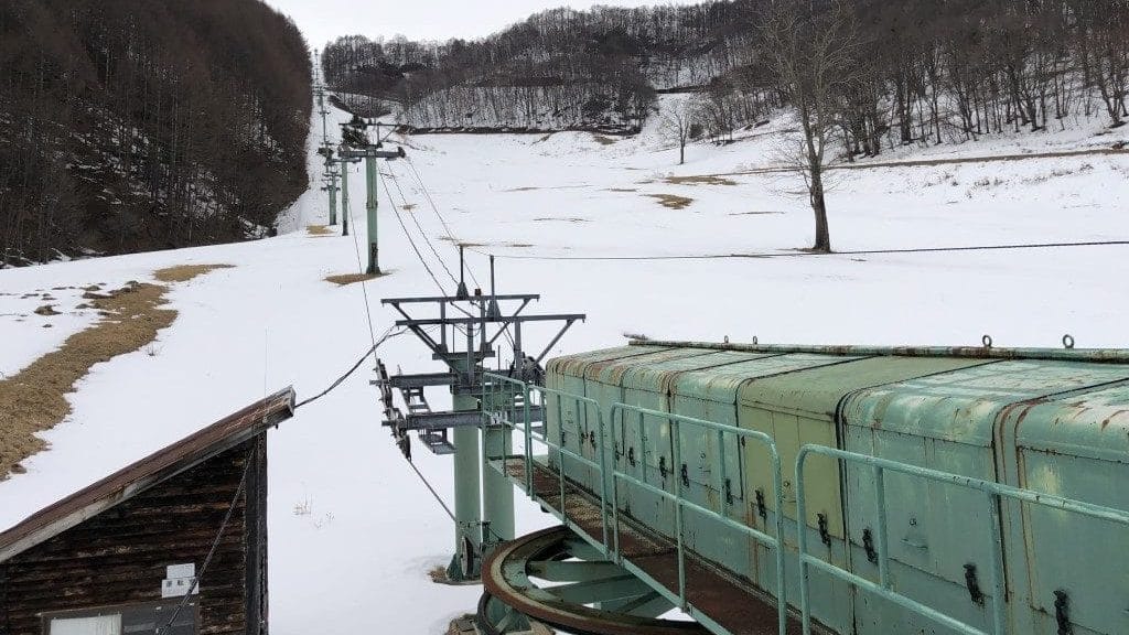 Abanoned chairlift in Gunma